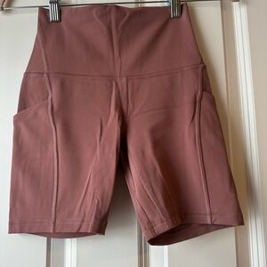 NWOT lululemon Align High Rise Pocket Short 6”